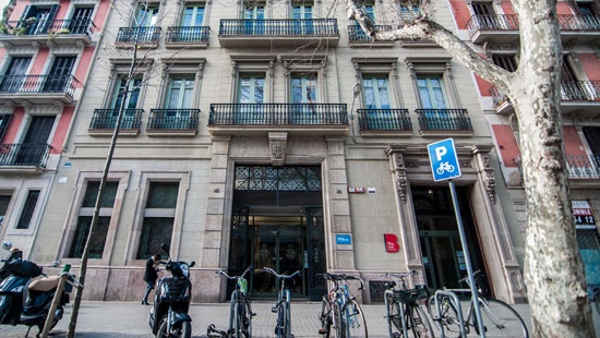 Edificio de la Junta Arbitral de Consumo de Barcelona, en la Ronda de Sant Pau, 43-45, 2ª planta.